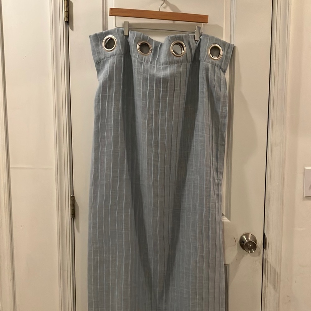 84”x48” Light Blue Light Filtering Curtain